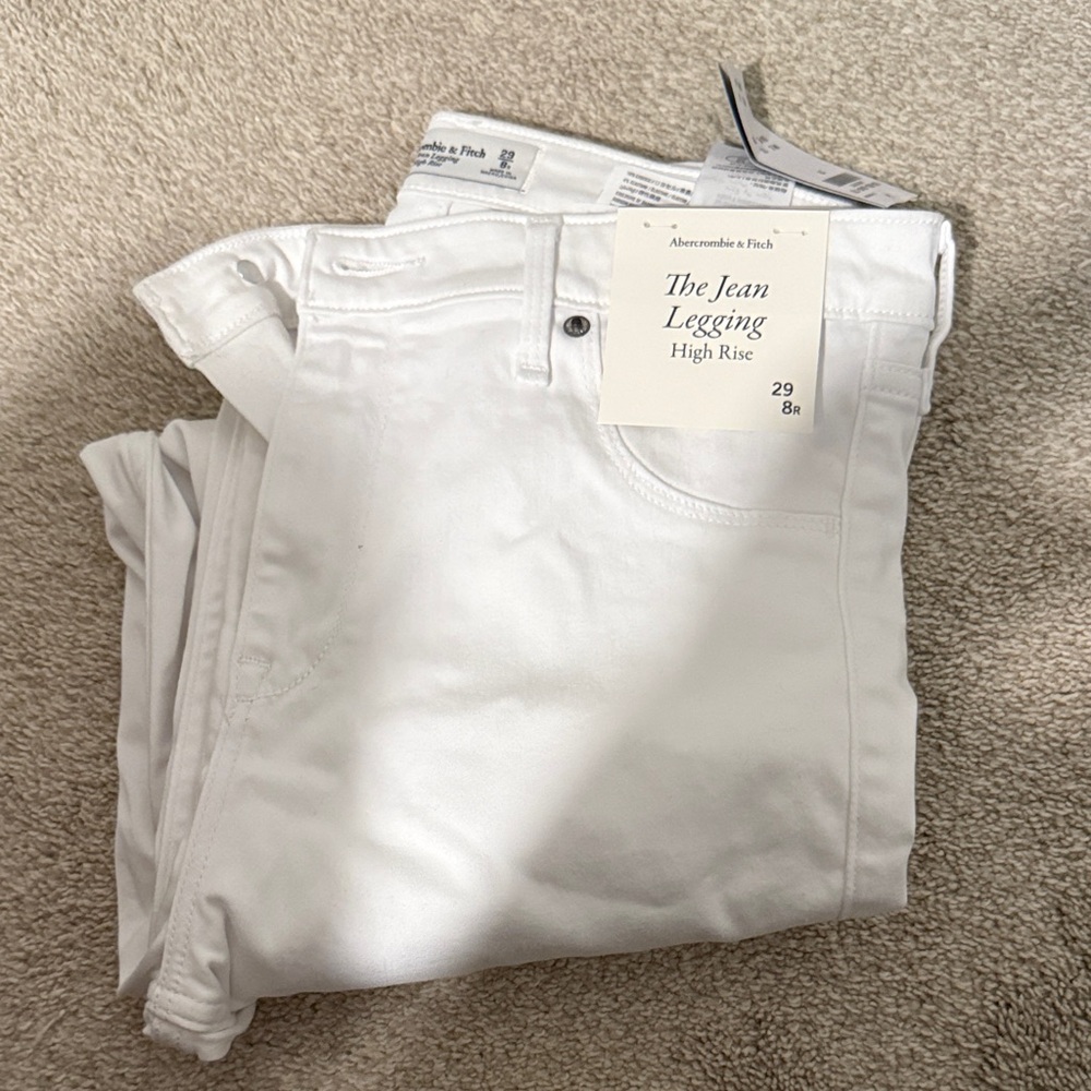 Abercrombie & Fitch Crisp White High Rise Leggings